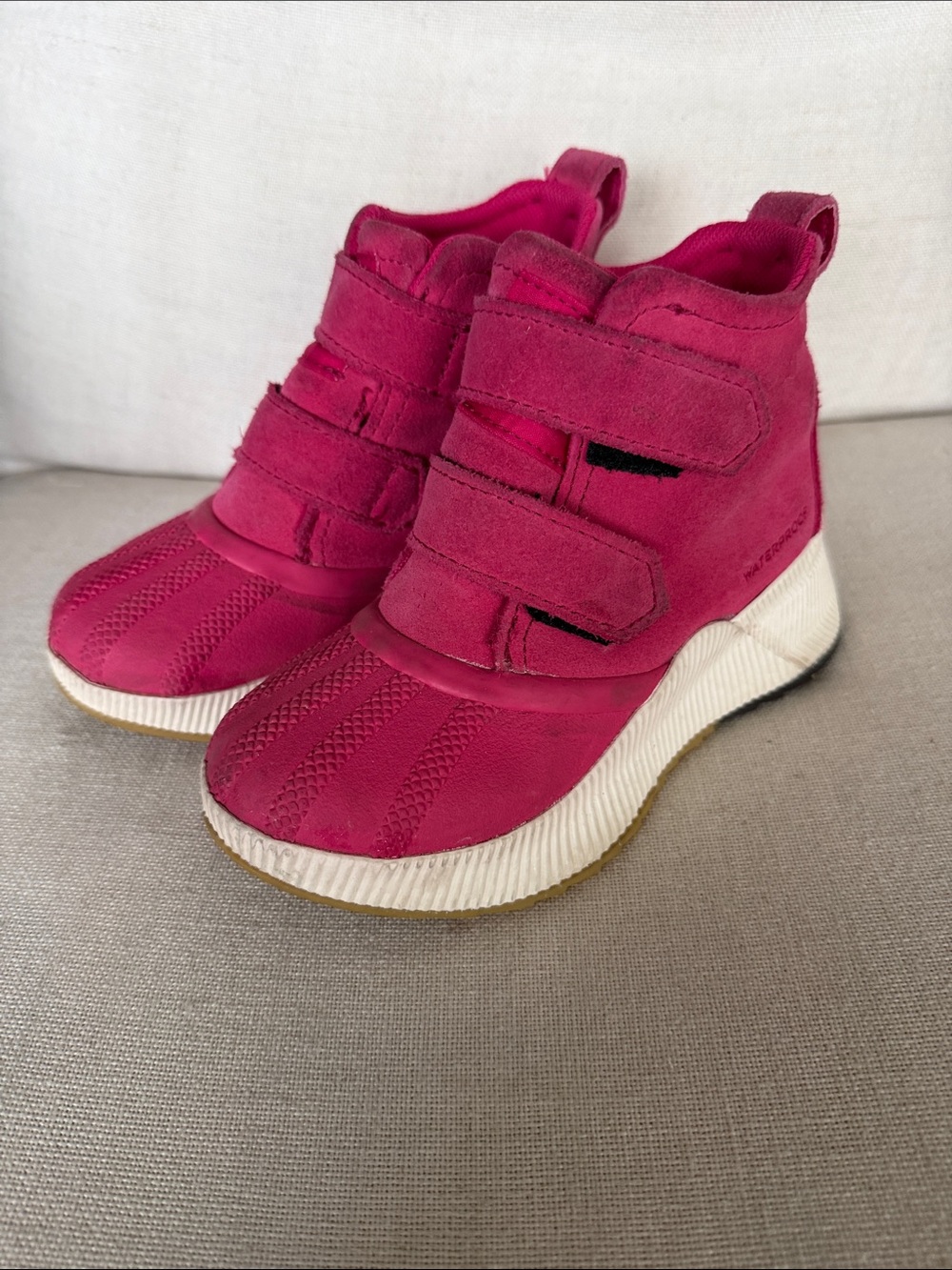 Sorel Kids Fuchsia Pink Velcro High-Top Boots